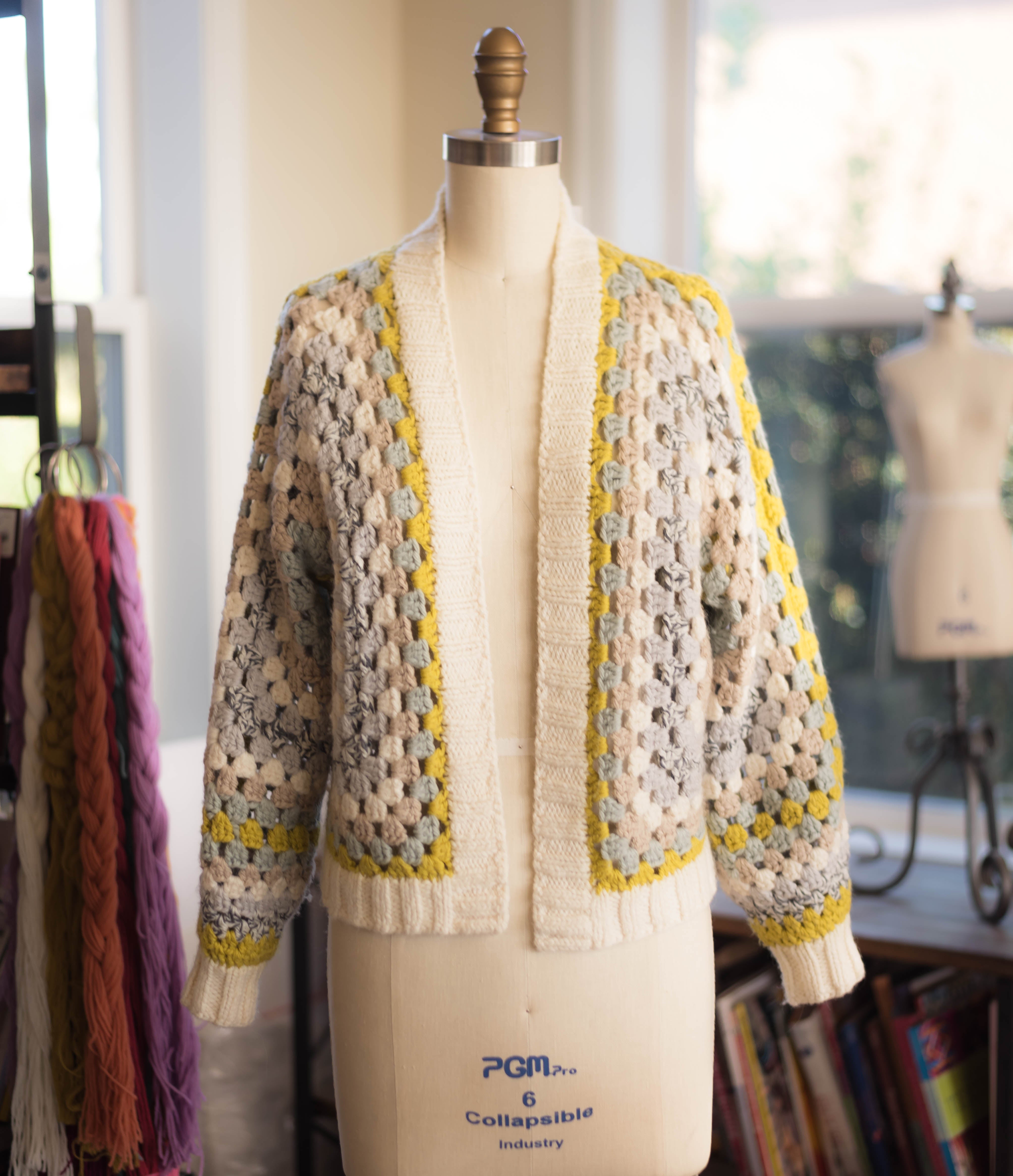 Happi Scrappi Hexi Cardi