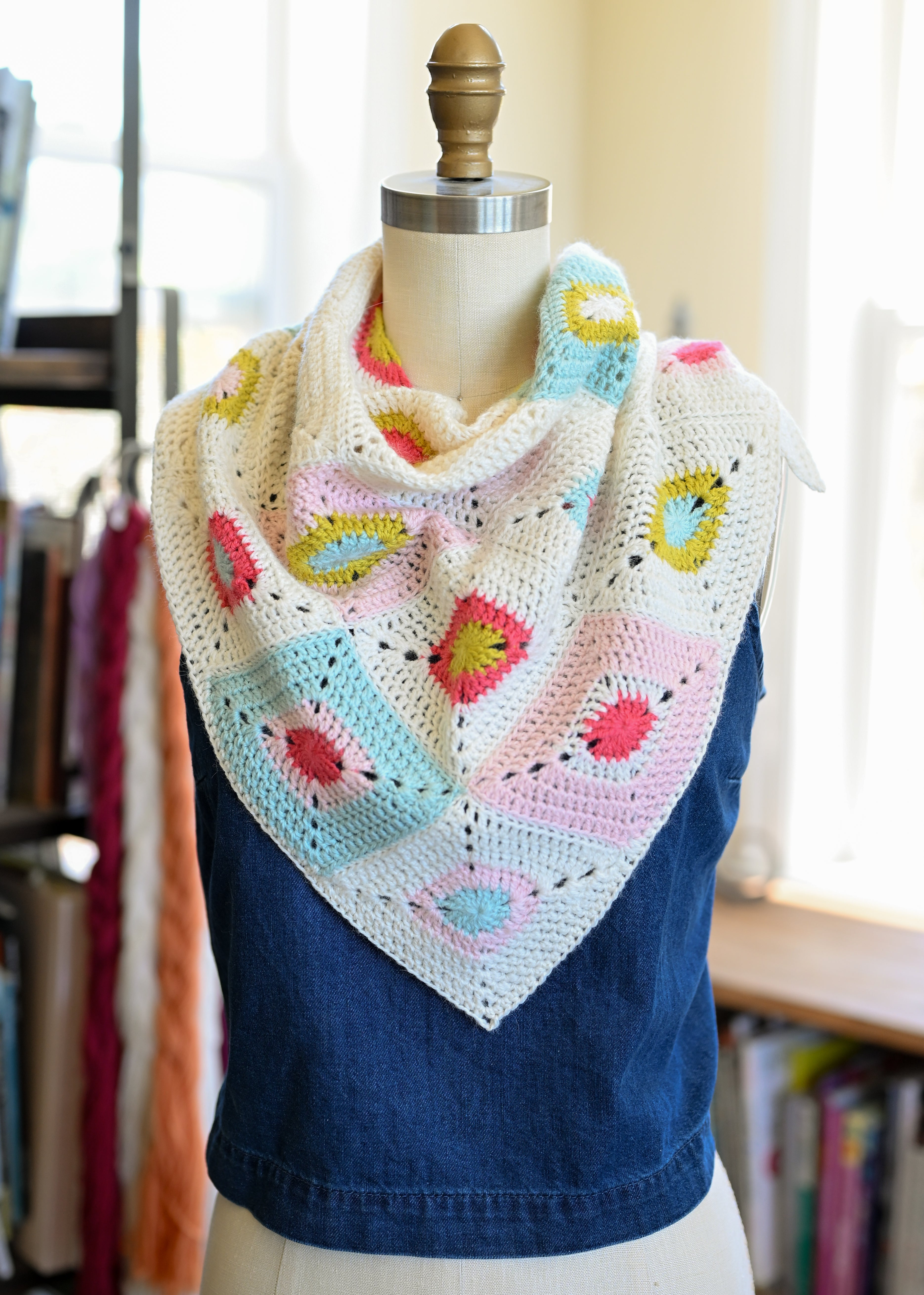 Sprinkle & Pop Shawl Kit - Crochet
