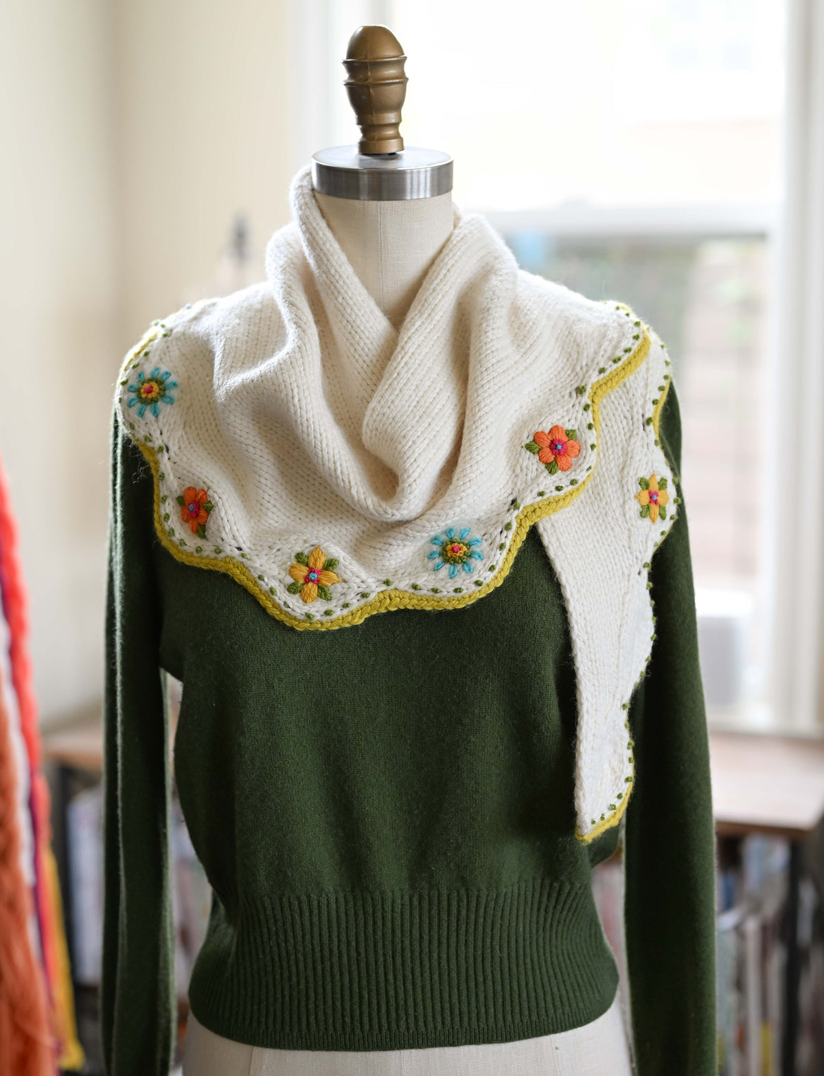 Scallopini Knitting Kit and Embroidery Bundle