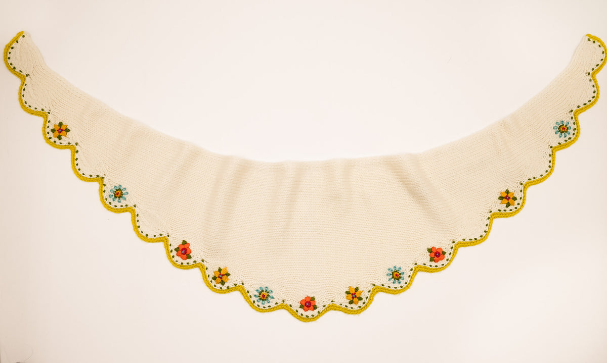 Scallopini Knitting Kit and Embroidery Bundle