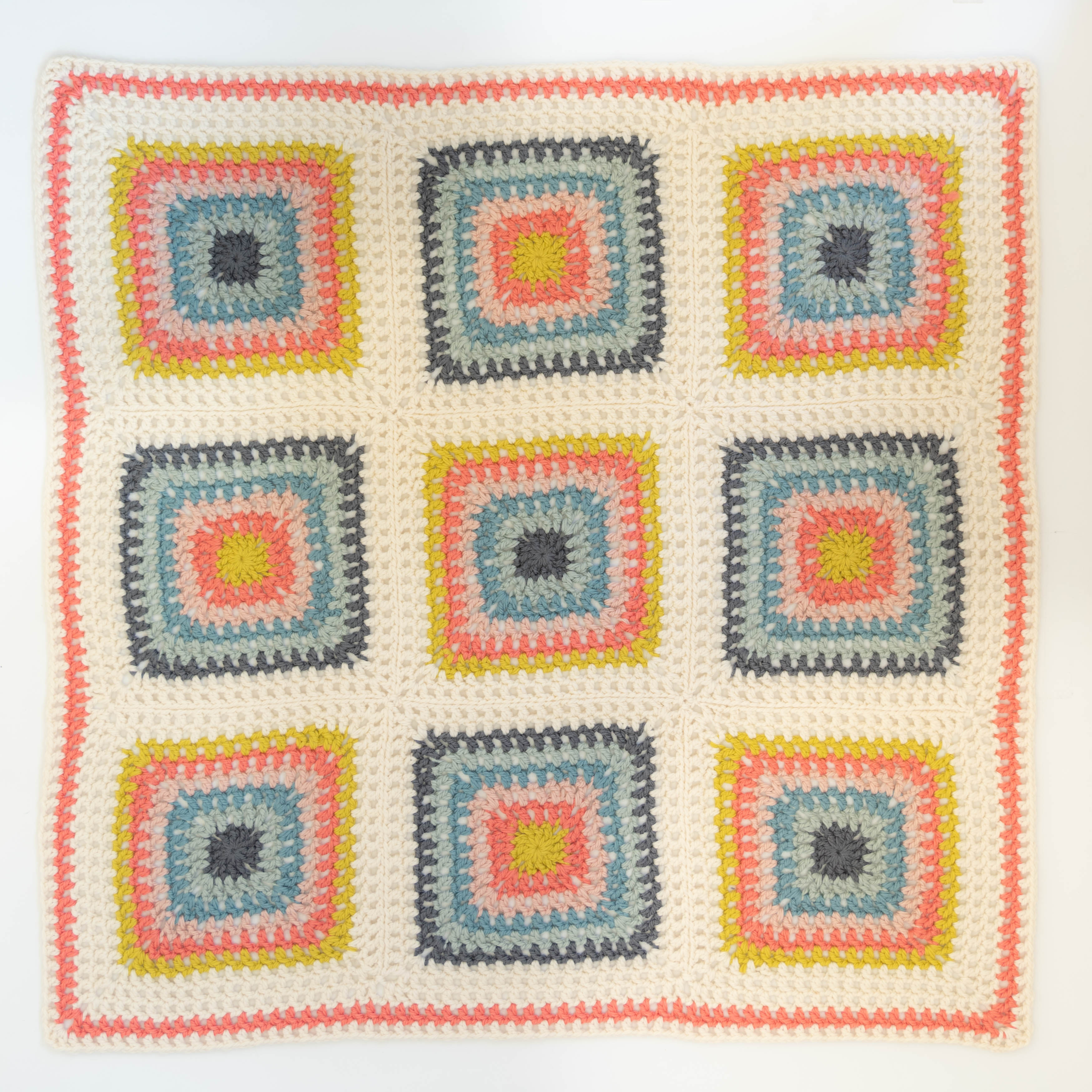 Granny Square Lite Blanket (9-square version) Crochet Kit