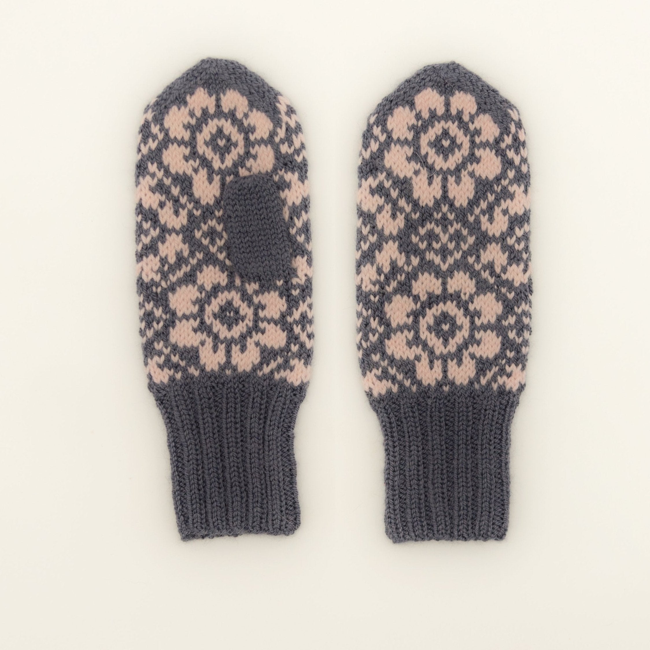 Mari Hat & Mitt Knitting Kit