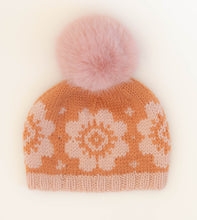 Load image into Gallery viewer, Zinnia Hat Knitting Kit