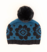 Load image into Gallery viewer, Zinnia Hat Knitting Kit