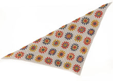 Load image into Gallery viewer, Sugar Bloom Shawl