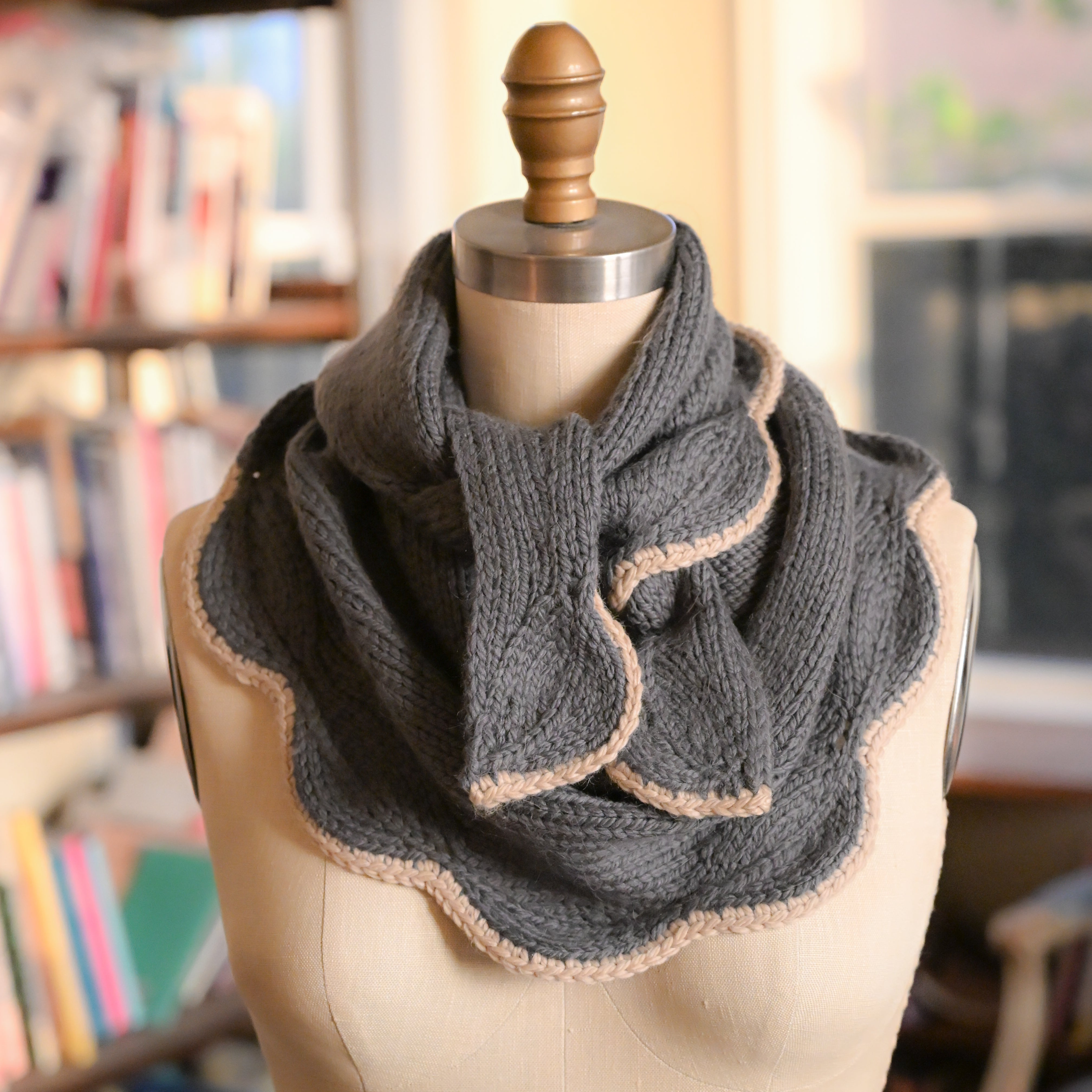 Scallopini Knitting Kit